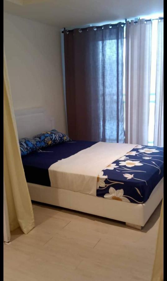 Home At Sm Bicutan Manila Eksteriør bilde